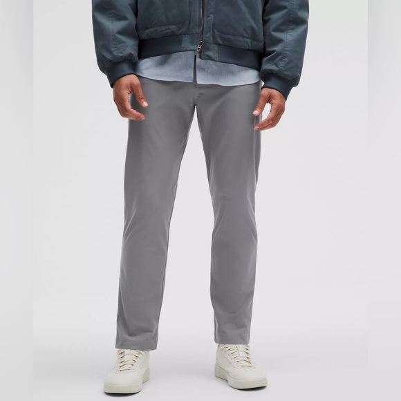 LULULEMON ABC CLASSIC FIT WARPSTREMElight gray l